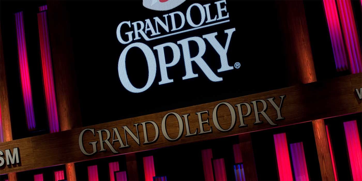 Photo of the Grand Ole Opry sign in Nashville