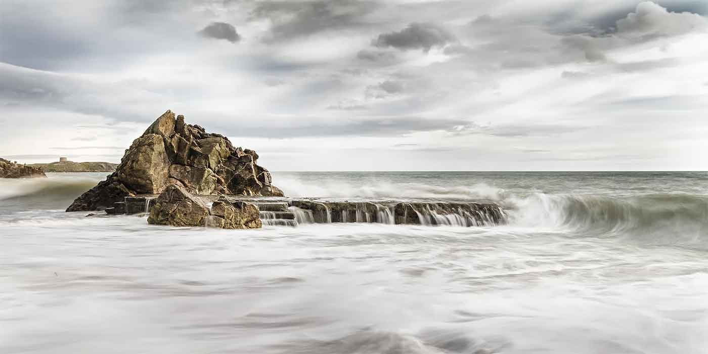 Photo of rough sea on the coast