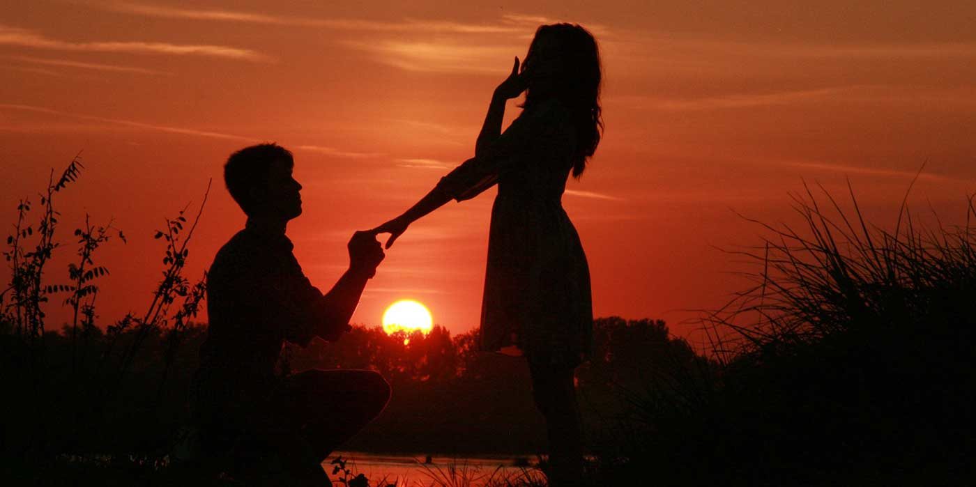 Photo of a marriage proposal