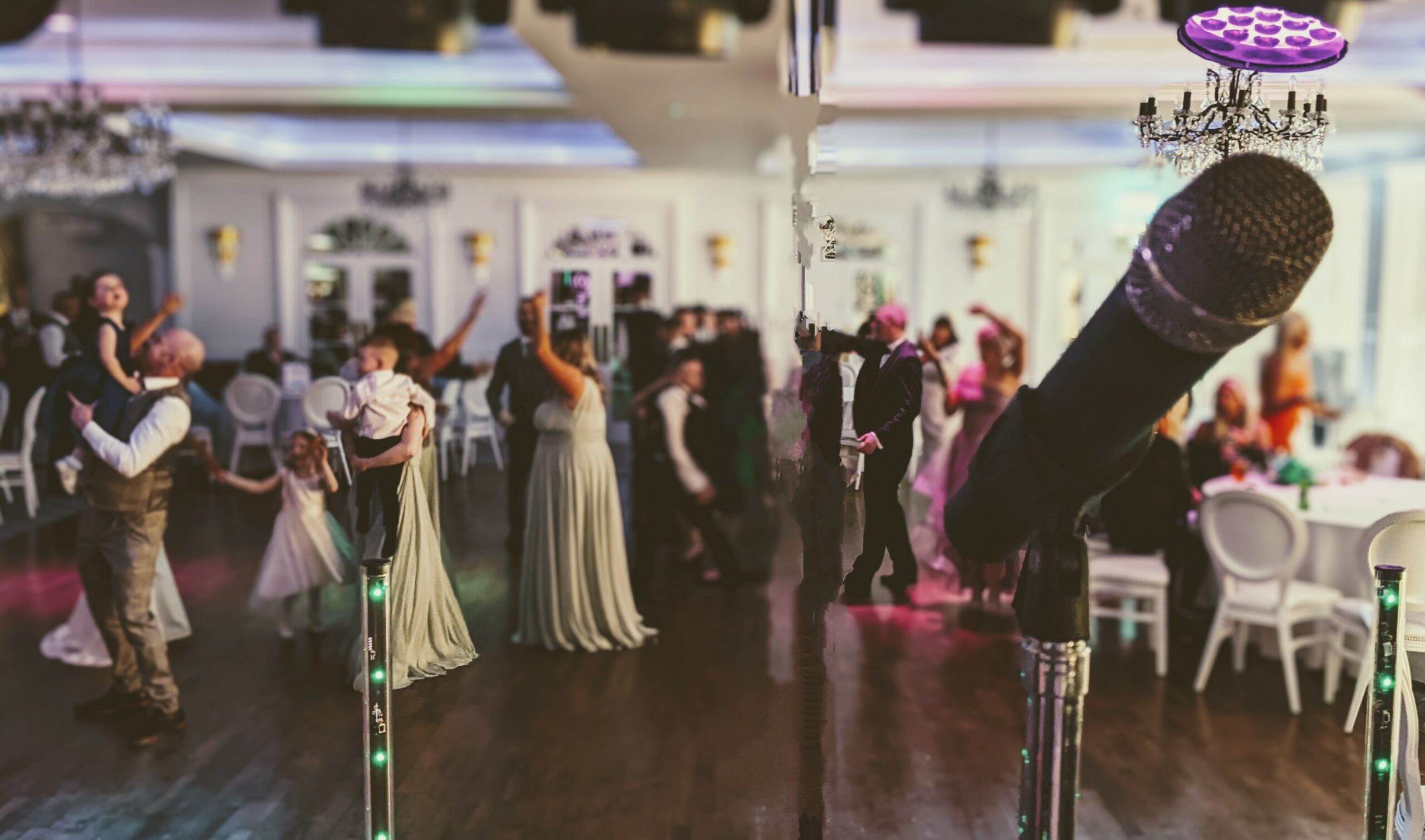 Photo of the crowd dancing at a wedding Juice Wedding Band Northern Ireland were playing at
